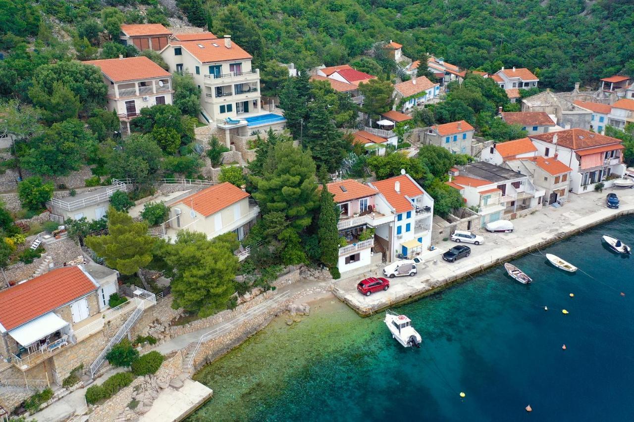 Villa Relax , With Seaview And Two Pools Near Beach Старіґрад Екстер'єр фото