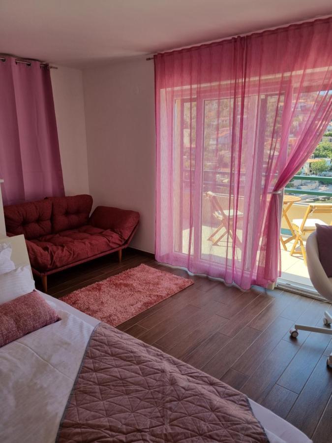 Villa Relax , With Seaview And Two Pools Near Beach Старіґрад Екстер'єр фото